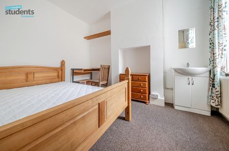 5 bedroom terraced house to rent - Photo 5