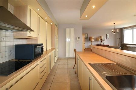 Appartement te huur - Foto 3