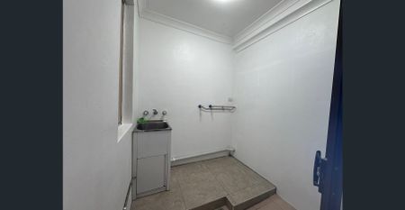 Three bedroom flat for rent - Great location - Photo 5
