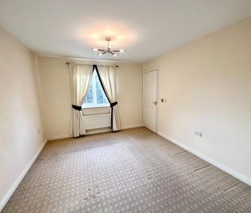 3 bedroom detached house to rent - Photo 3
