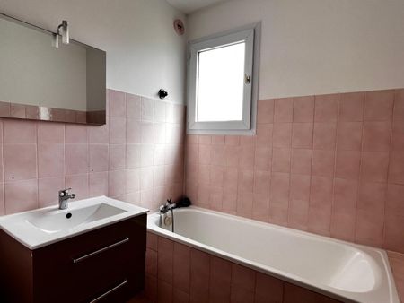 Location Appartement 2 pièces 60m² AUBENAS 07200 - Photo 5