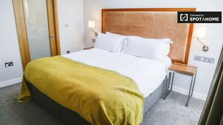 2-bedroom apartment for rent in Donnybrook, Dublin - Photo 2