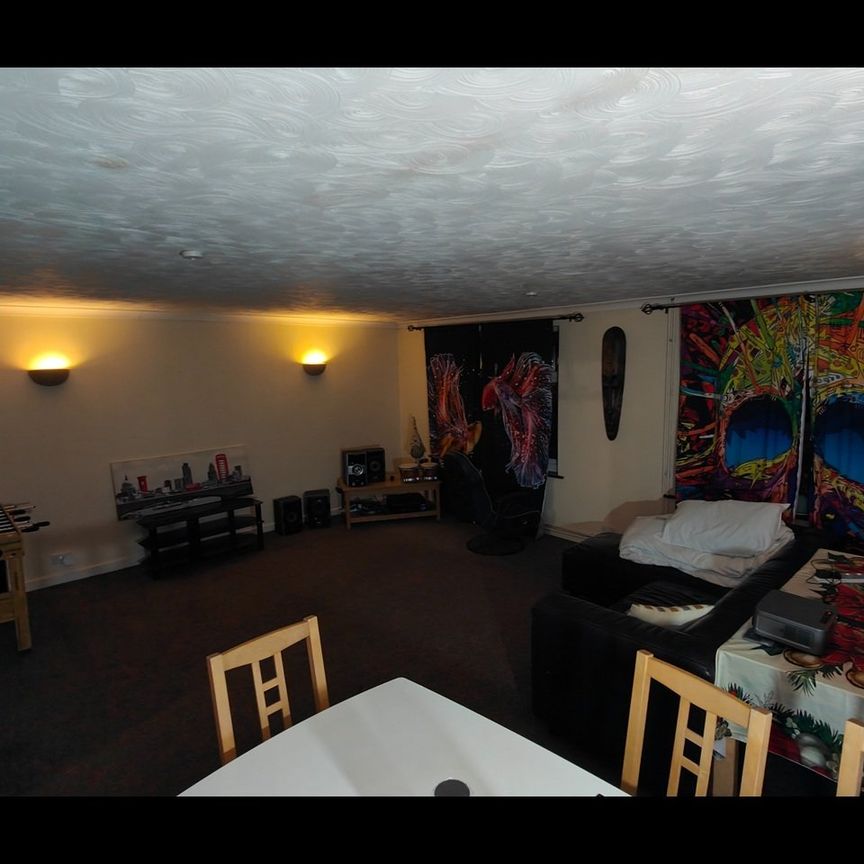 Room in a Shared House, Park Rise, LE3 - Photo 1