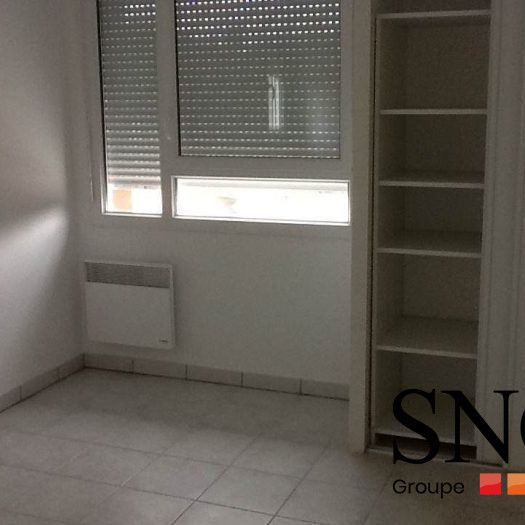 T2 AVEC TERRASSE ET PARKING - Photo 1