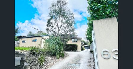 Modern and Spacious Dual Living - Photo 3