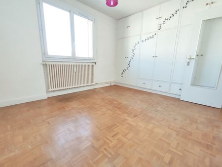 Appartement À Louer 4 Pièces , 82 M² - Photo 4