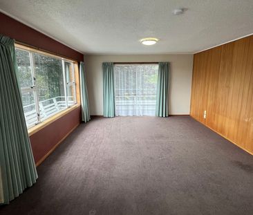 3 Bedroom Family Home in Inglewood - Photo 2