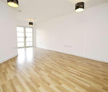 Elgin House, High Road, Chadwell Heath, Romford, RM6 - Photo 5