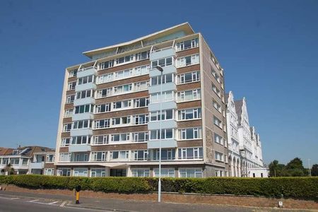 West Parade, Worthing, BN11 - Photo 2