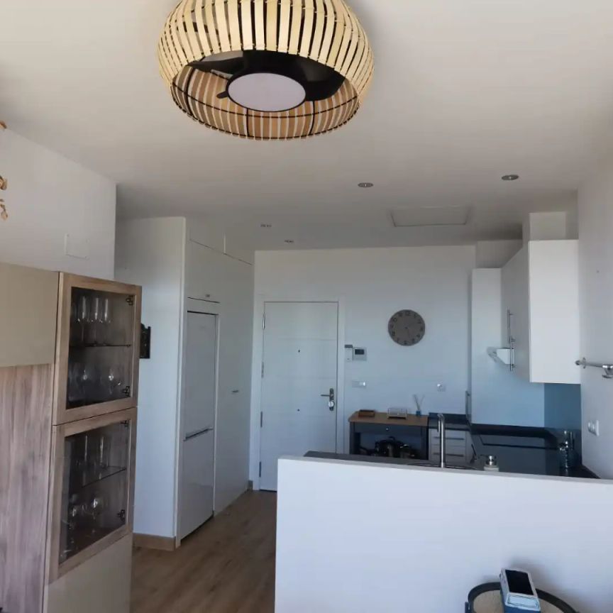 Piso de alquiler en Calle Pinsapo, Casablanca - La Viñuela - Photo 1