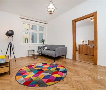 Pronájem světlého bytu 2+1 s lodžií na prestižní adrese v Karlíně - Фото 6
