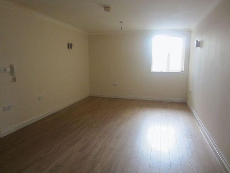 Cowbridge Road West, Cardiff - Photo 5