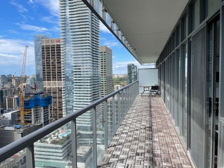 For Lease - 33 Charles Street Unit# 3006, Toronto, Ontario - Photo 3