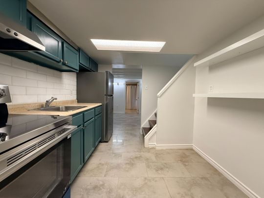 For Lease - 1 Waverley Place Unit# 11, London East, Ontario - Photo 1