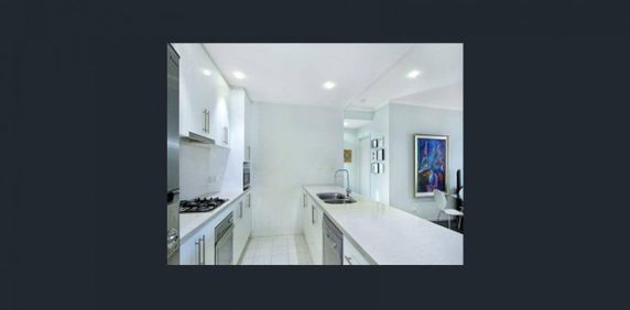 3 BEDROOM CBD UNIT - Photo 2