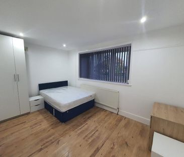 2 bedroom maisonette to rent - Photo 1