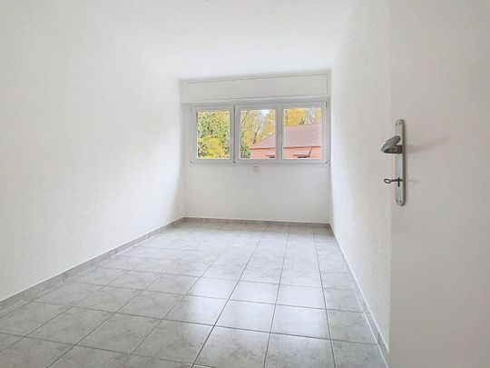 SPACIOUS WELL LOCATED ACCOMMODATION - Photo 1