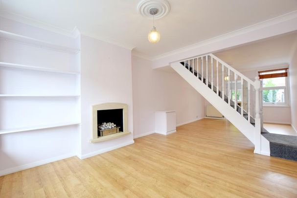2 bedroom terraced house to rent - Photo 1