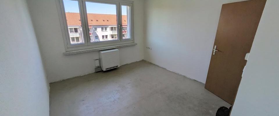++ frisch renovierte 3-Raum Wohnung - inkl. Balkon - schöne & ruhige Wohnanlage ++ - Photo 1