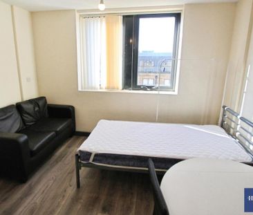 Studio to rent - Photo 3