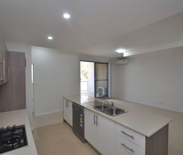 Modern Living - Photo 2