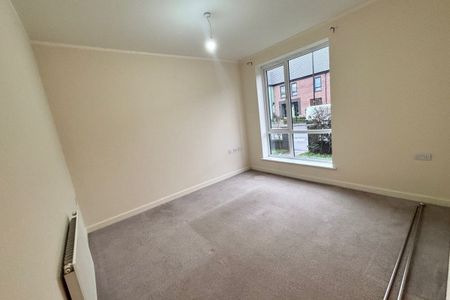 Hawthorn Avenue, HULL - Photo 3