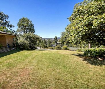 Large family home on large block - Photo 2