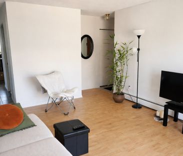 BEAU 5½| INTERNET-CHAUFFAGE-EAU CHAUDE - Photo 1