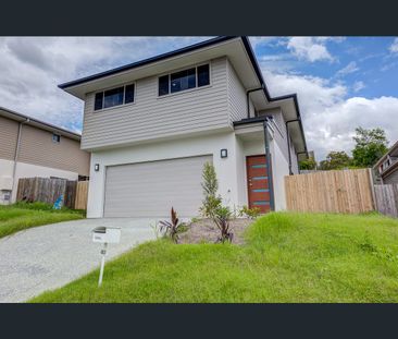 Modern 2 Bedroom Duplex in Ideal Location - Photo 6