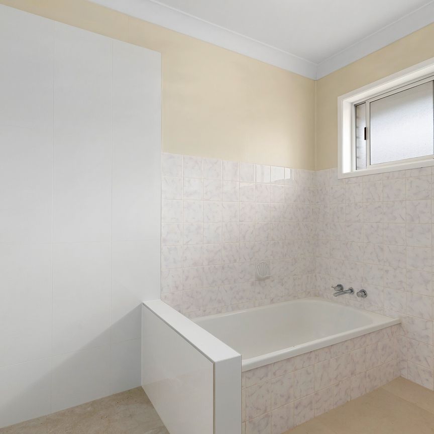 3 Bellara Street, Carseldine QLD 4034 - House For Rent | Domain - Photo 1