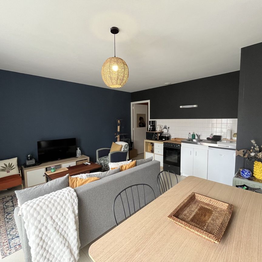 Location Appartement 2 pièces 45m² COUTANCES 50200 - Photo 1