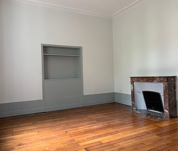 Location Appartement 3 pièces 87m² - Photo 2