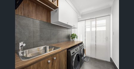 Effortless Living Meets Modern Luxury - Photo 3