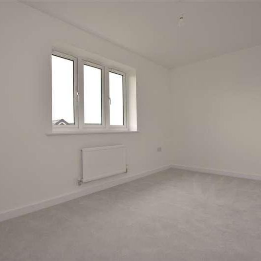 Field Maple Road, Ashchurch, Tewkesbury, Gloucestershire, GL20 - Photo 1