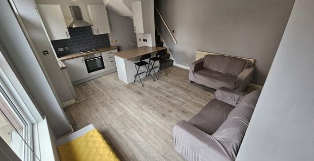 Thornville Road, Hyde Park, Leeds, LS6 1JY - Photo 1