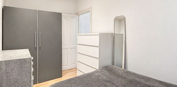 1 Bed Maisonette, Albert Road, SE25 - Photo 2