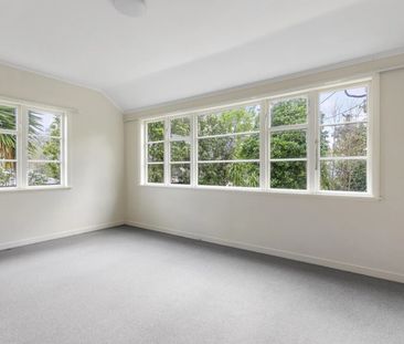 Property Management48 Premier Avenue, Point Chevalier - House for Rent - Photo 1