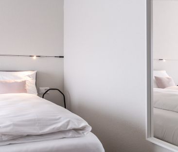 1.5 Zimmerwohnung - grosses Studio mit eigenem Waschturm - Foto 2
