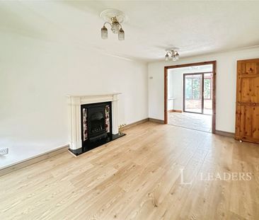 4 bedroom house to rent Cherry Orchard, Kenilworth, CV8 - Photo 1