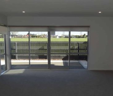 Ideal Executive Pad!! - Photo 2