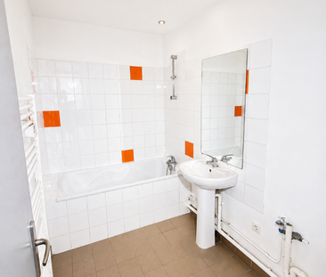 Location Appartement 2 pièces 68m² AIRE SUR LA LYS 62120 - Photo 1