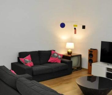 Appartement te huur in Ukkel voor € 1.390 met 2 slaapkamers - Photo 2