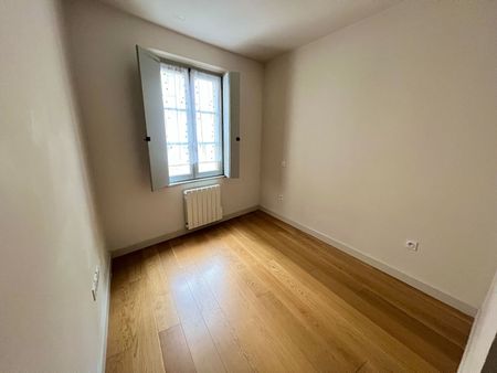 Location appartement 4 pièces, 84.82m², Nîmes - Photo 2