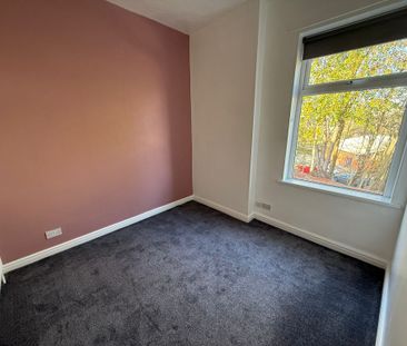 James Street North, Radcliffe - Photo 3