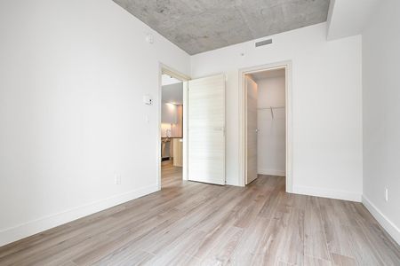 360 President Kennedy, Montréal, QC - Photo 3