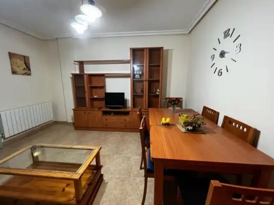 Piso de alquiler en Calle Córdoba, 60, Carretera de Córdoba - Libertad - Photo 1