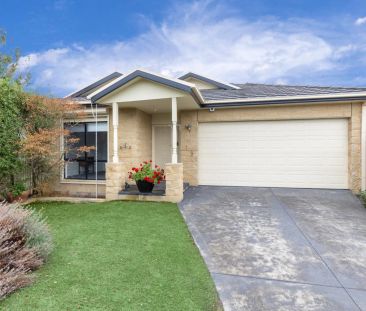 Low-maintenance, Spacious Single Storey house – 2 bed plus study - Photo 2
