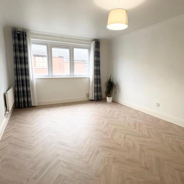 24 Spencer Street, Holywood, BT18 9DN - Photo 1