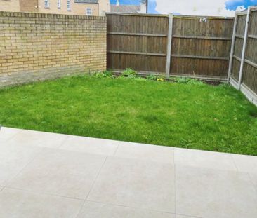 The Medway - Photo 6