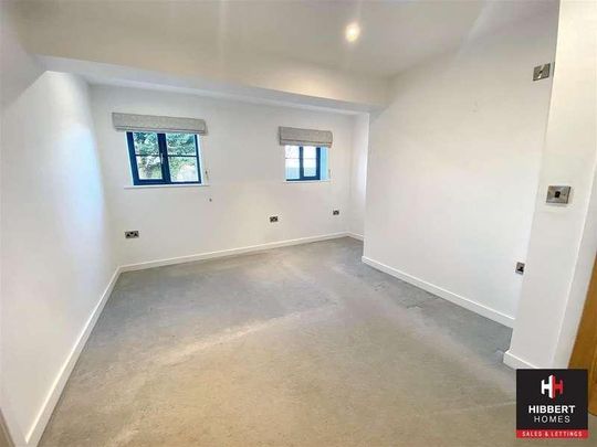 Reddy Lane, Altrincham, WA14 - Photo 1